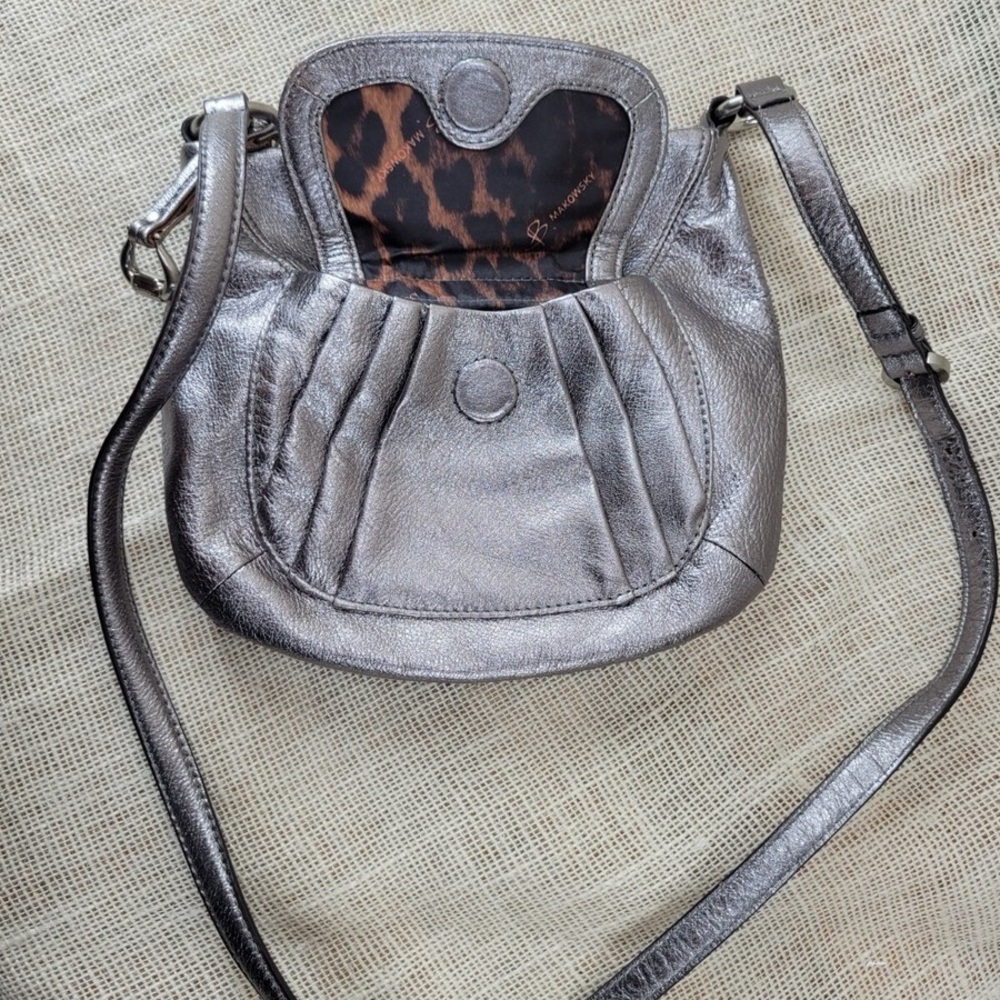 B. Makowsky Metallic Crossbody Bag - Picture 5 of 10